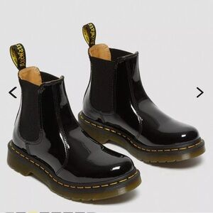 NEW IN BOX - Dr. Martens Women's 2976 Patent Leather Boot, size 9